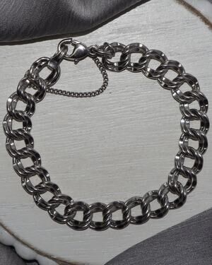 James Avery Sterling Silver Double Charm Bracelet 18.4G / 7.5in / 9mm